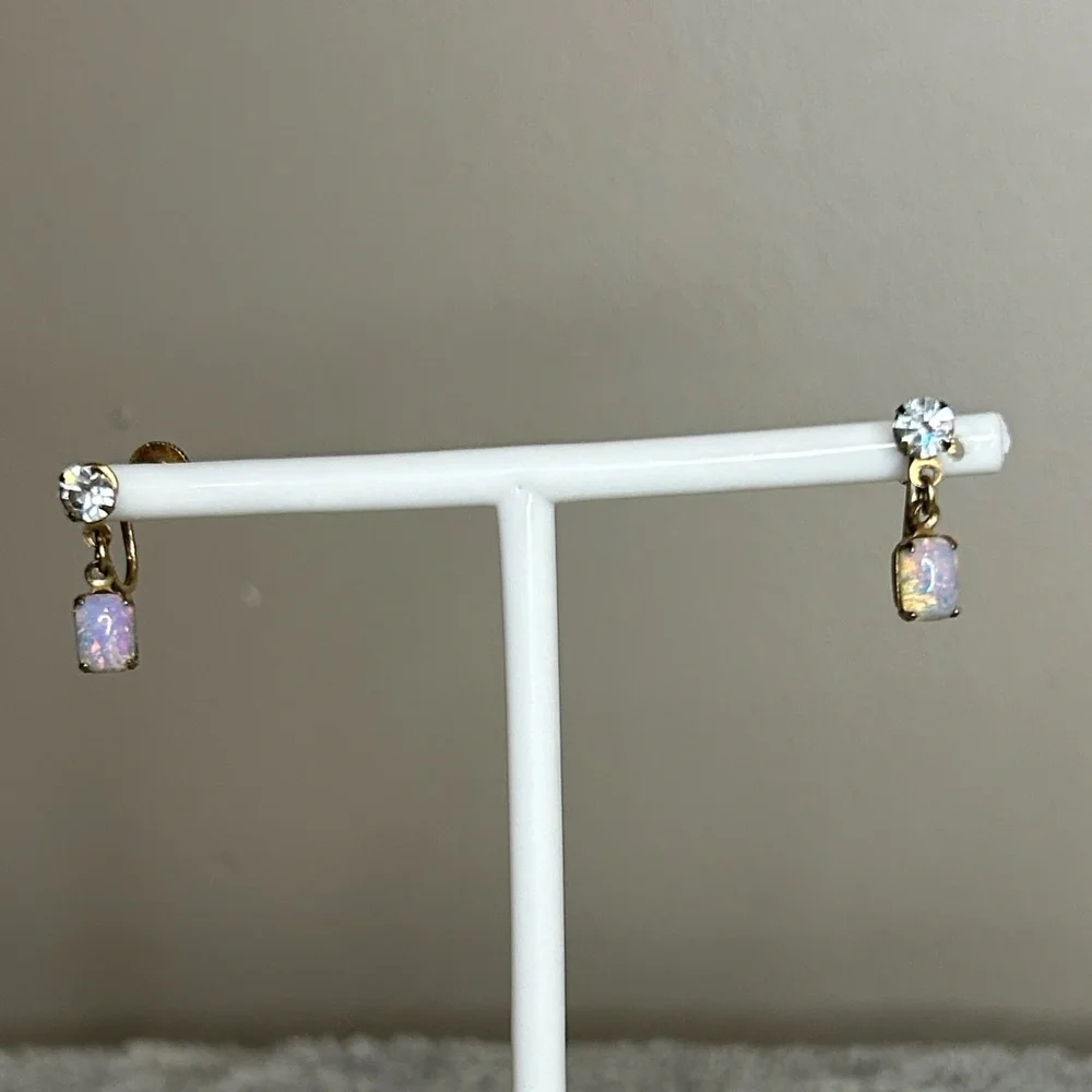 Elegant Gold and Fire Opal Drop Earrings - Picture 1 of 5